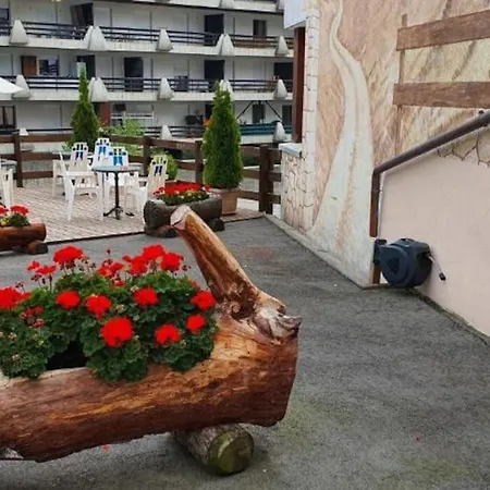 Grand Confortable